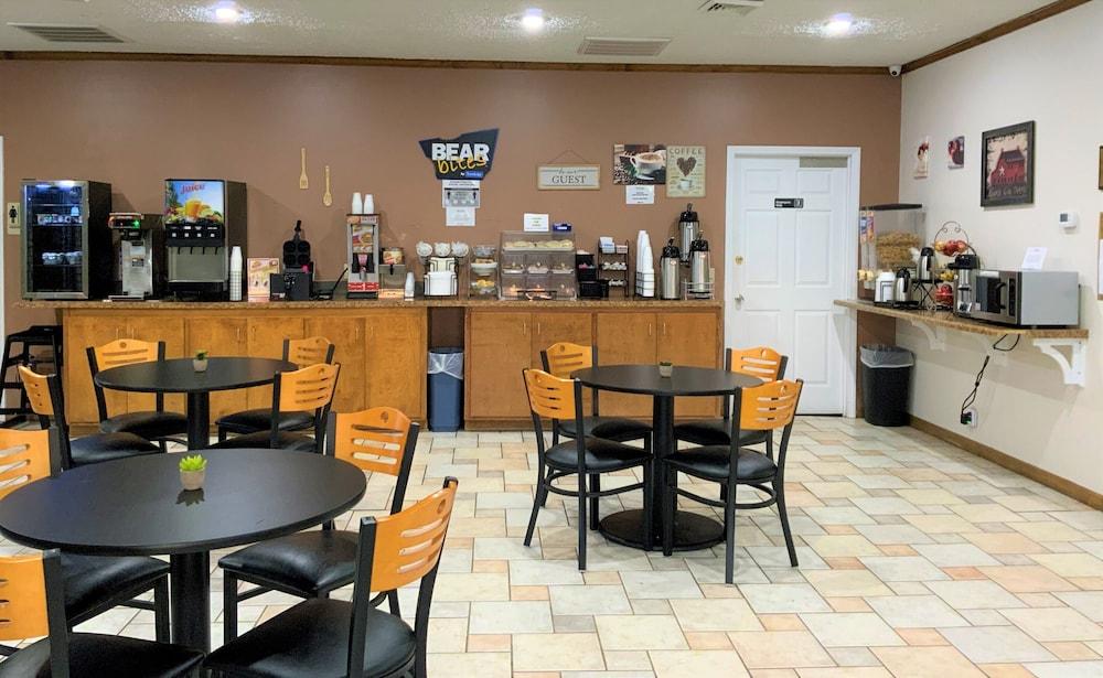 Travelodge By Wyndham Wytheville Esterno foto